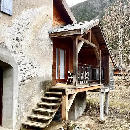 Le Refuge Apartment *